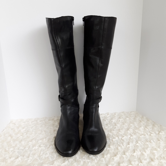 Clark's black leather buckle harness riding boots. - Picture 2 of 12